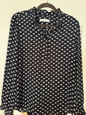 LOFT Black and White Printed Long-Sleeve Blouse